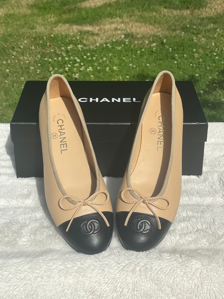 Chanel ballet flat shoes