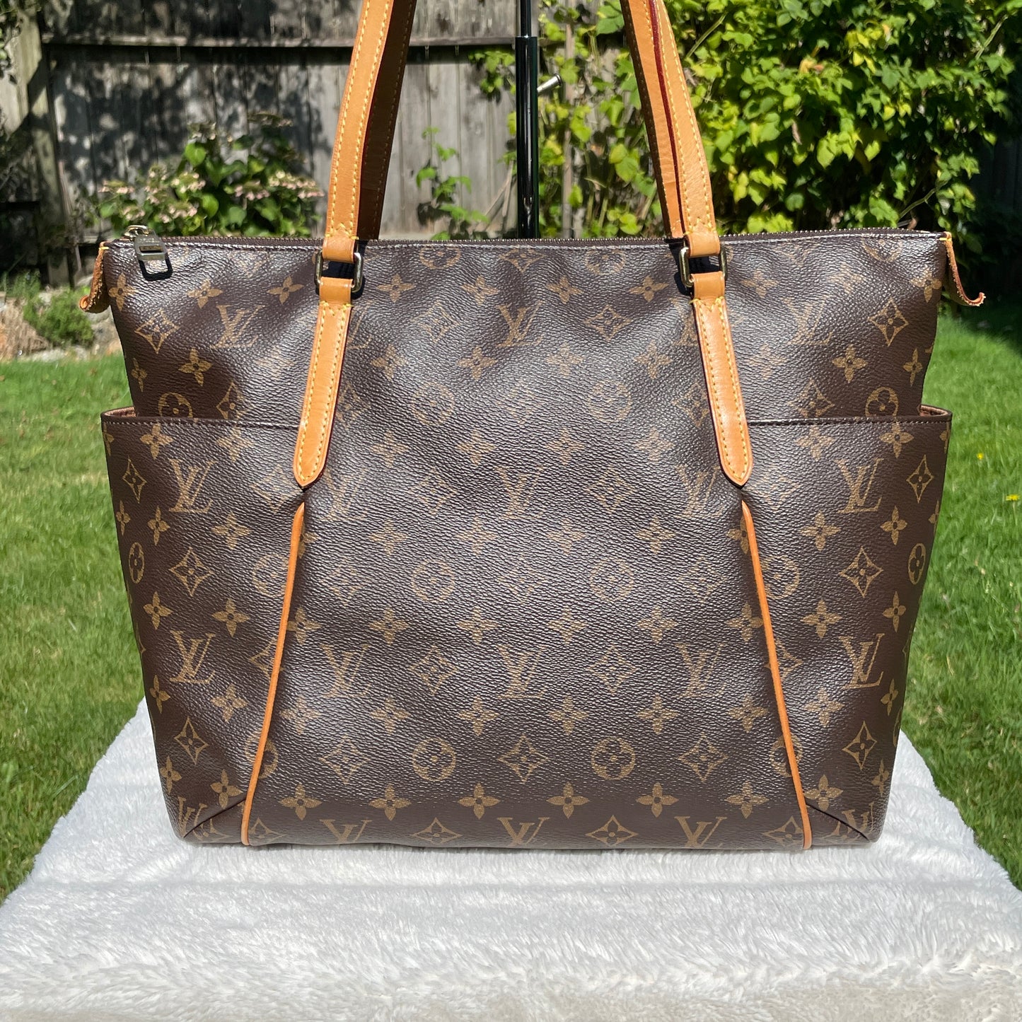Louis Vuitton Totally MM Monogram