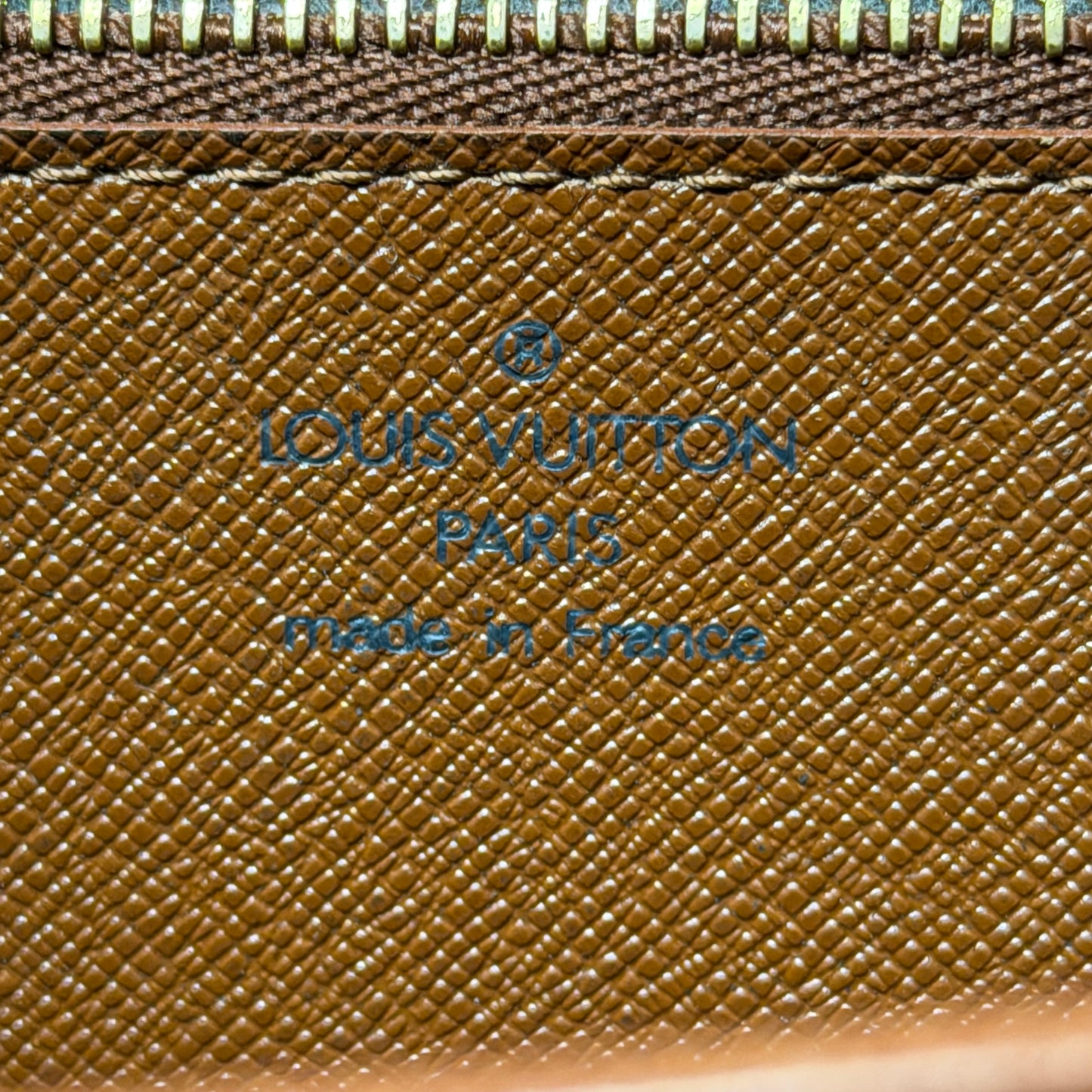 Louis Vuitton Pochette Bordeaux