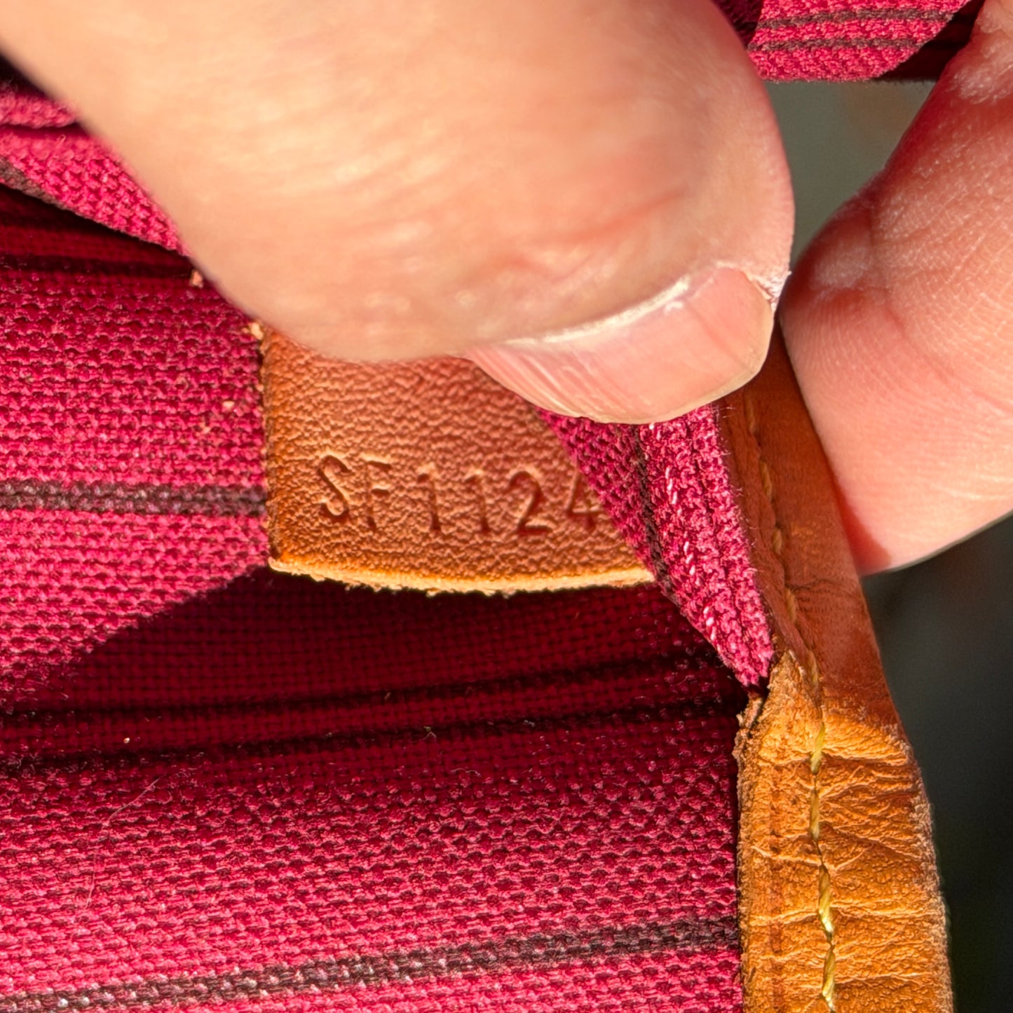 Louis Vuitton Neverfull MM with Pouch