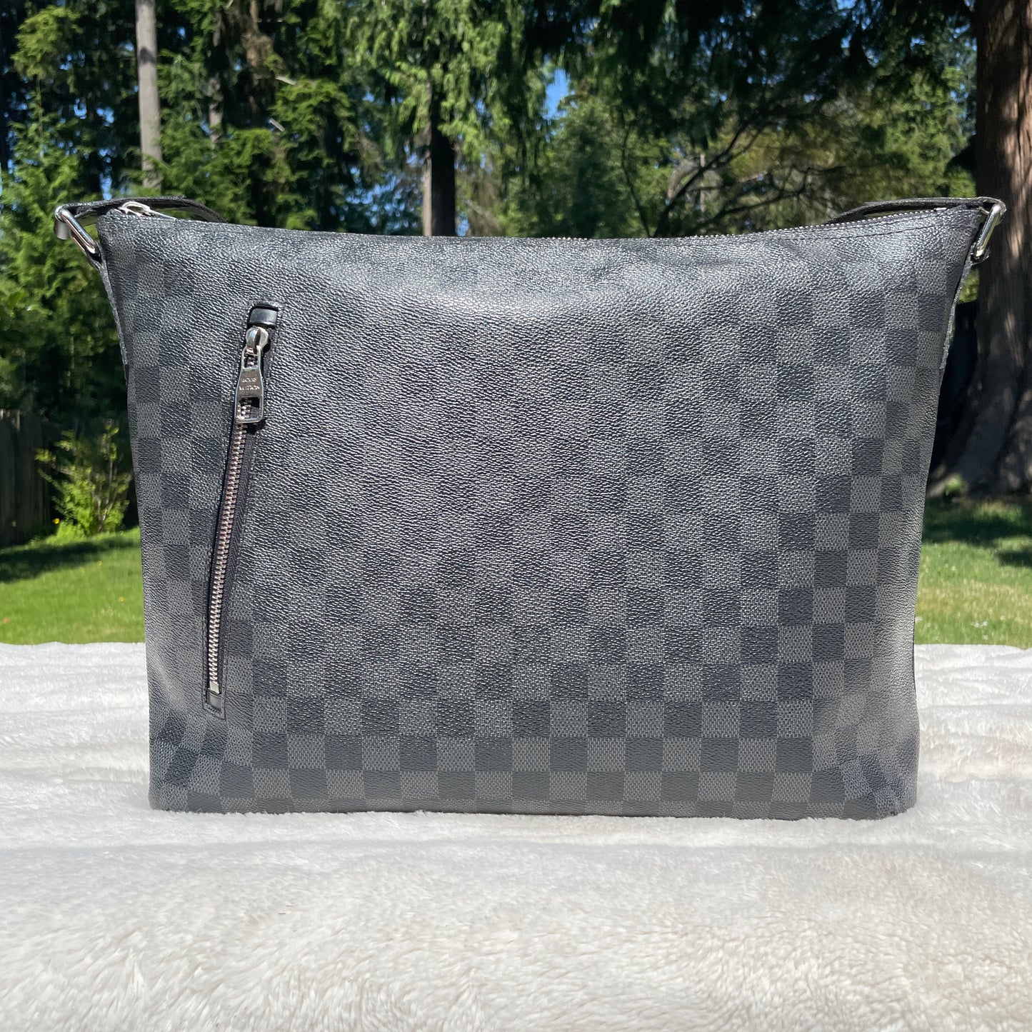 Louis Vuitton Mick GM
