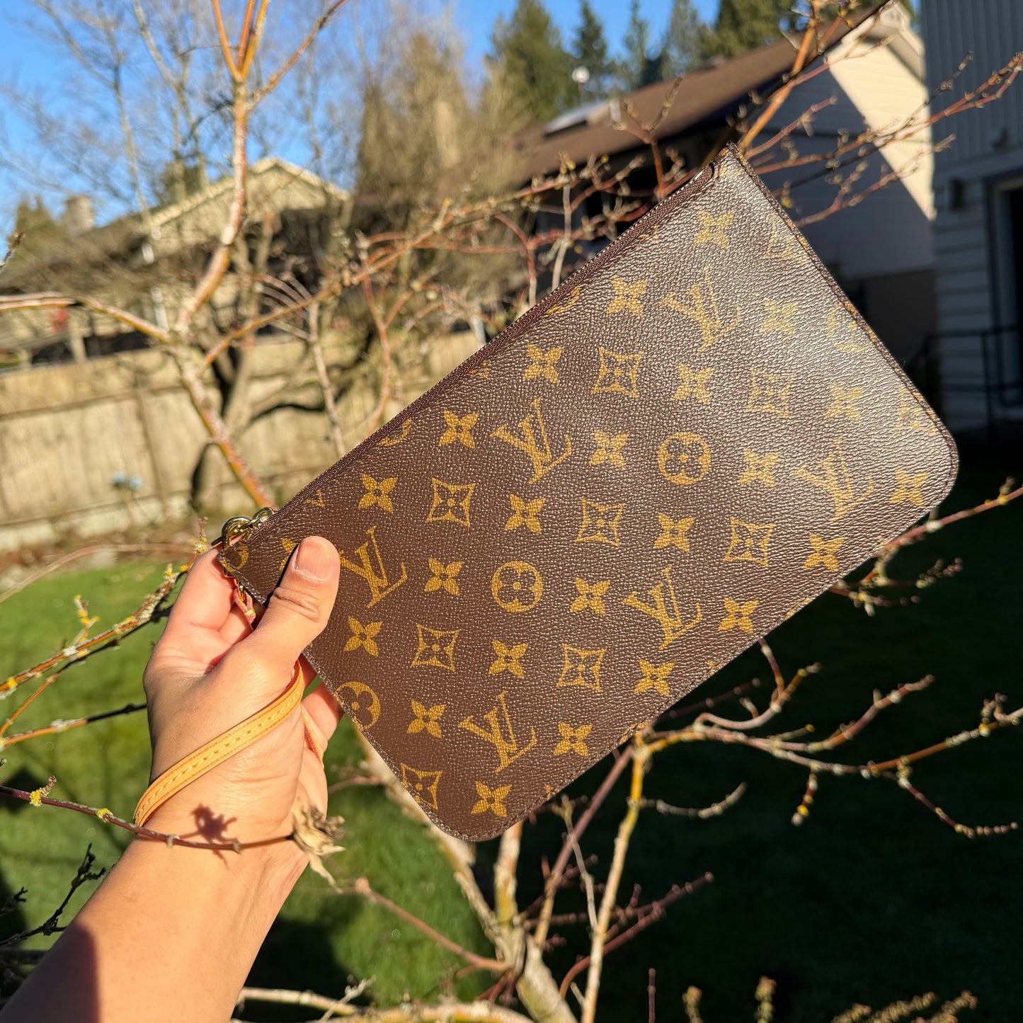 Louis Vuitton Neverfull MM with Pouch