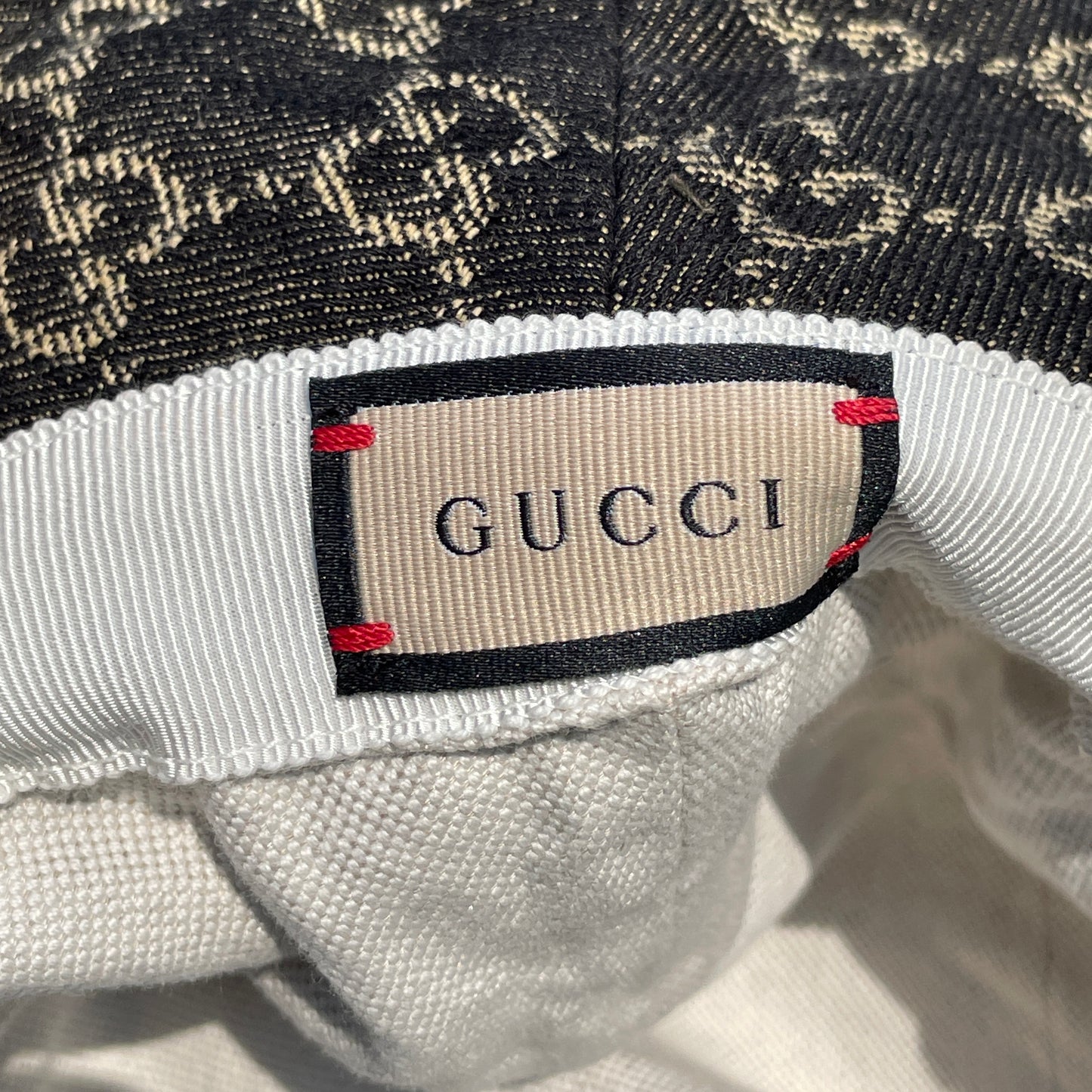 Gucci bucket hat
