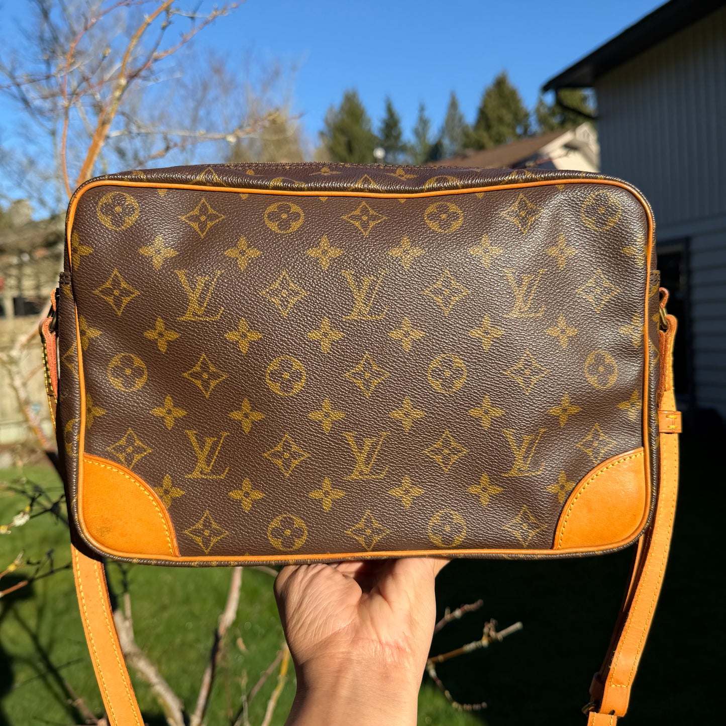 Louis Vuitton Trocadero 30